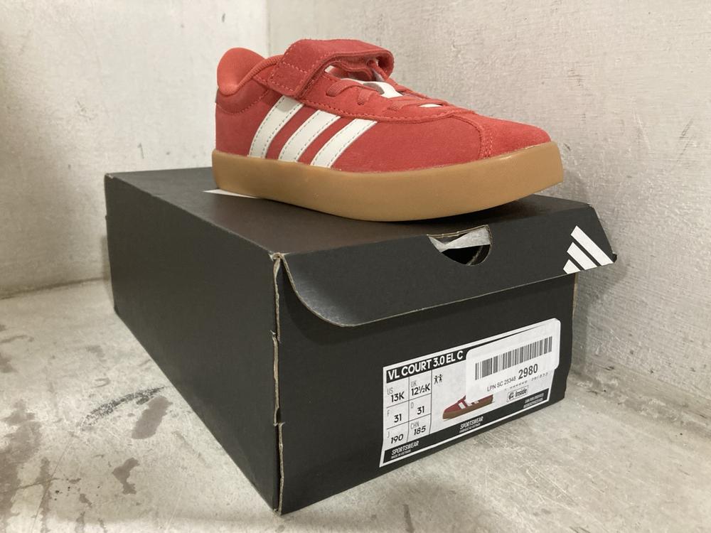 Lot 705  
            Chesterfield SR46 - Parcel Delivery Only 

                
ADIDAS RUN FALCON 5 EL C TRAINERS IN BLACK & WHITE - UK SIZE 2.5 TO INCLUDE ADIDA... - Image 4