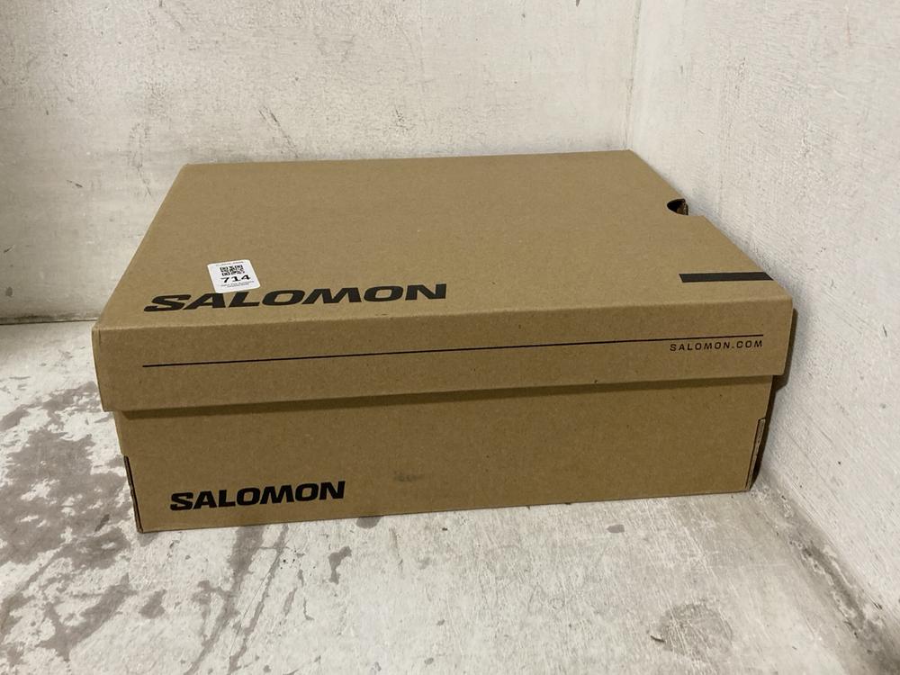 Lot 714  
            Chesterfield SR46 - Parcel Delivery Only 

                
SALOMON X ULTRA GTX TRAINERS IN BLACK & BROWN - UK SIZE 8 (LOCATION: H4)