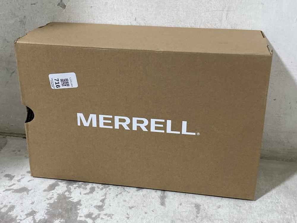 Lot 716  
            Chesterfield SR46 - Parcel Delivery Only 

                
MERRELL MORPHELITE GTX SHOES IN BROWN - UK SIZE 5 (LOCATION: H4)