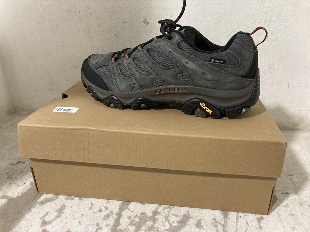 Lot 717  
            Chesterfield SR46 - Parcel Delivery Only 

                
MERRELL MOAB 6 GTX SHOES IN GREY - UK SIZE 11.5 (LOCATION: H4) - Image 3
