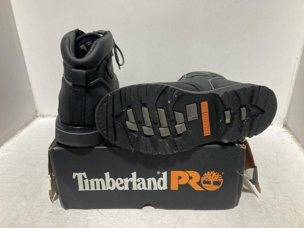 Lot 727  
            Chesterfield SR46 - Parcel Delivery Only 

                
TIMBERLAND PIT BOSS SAFETY SHOES IN BLACK SIZE UK 10 (LOCATION: H5) - Image 2