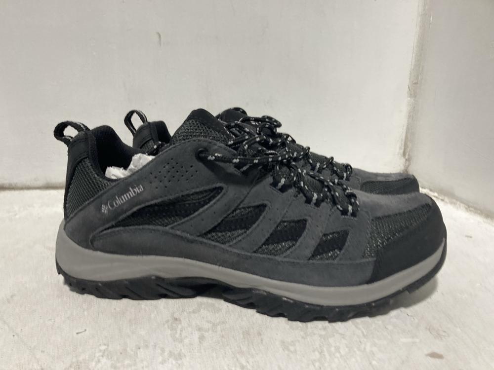 Lot 729  
            Chesterfield SR46 - Parcel Delivery Only 

                
COLUMBIA CRESTWOOD WALKING SHOES IN BLACK - UK SIZE 8 (LOCATION: H5) - Image 2