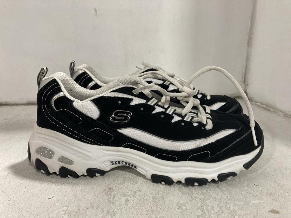 Lot 741  
            Chesterfield SR46 - Parcel Delivery Only 

                
3 X ASSORTED ADULTS SHOES TO INCLUDE SKETCHERS ARCH FIT SHOES IN BLACK - UK SIZE ... - Image 2