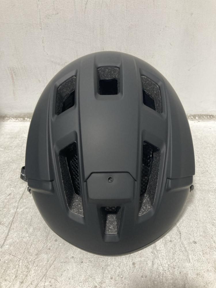 Lot 756  
            Chesterfield SR46 - Parcel Delivery Only 

                
FAVOTO ZL-B025 BIKE HELMET IN BLACK - ADJUSTABLE SIZE (LOCATION: G2) - Image 2
