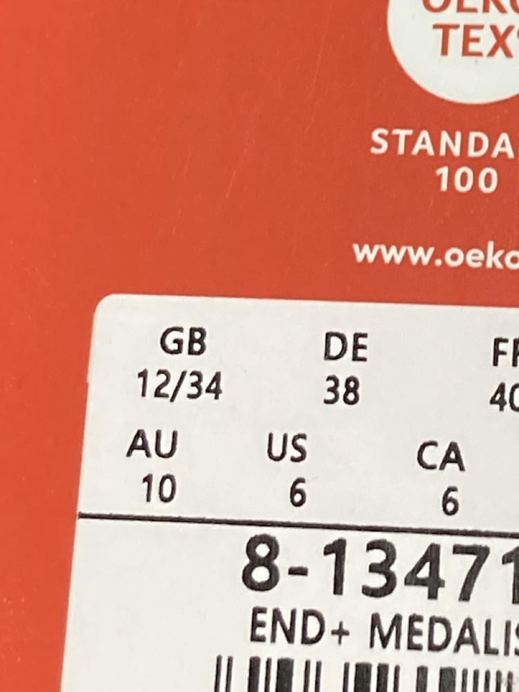 Lot 763  
            Chesterfield SR46 - Parcel Delivery Only 

                
10 X ASSORTED ADULTS SPEEDOS TO INCLUDE SPEEDO SWIMSUIT IN RED - UK SIZE 85CM (LO... - Image 4