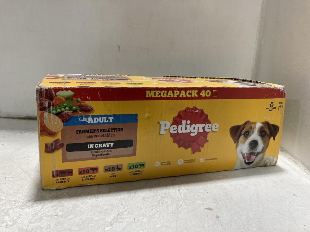 Lot 764  
            Chesterfield SR46 - Parcel Delivery Only 

                
3 X ASSORTED PET FOOD TO INCLUDE DREAMIES CATISFACTION TRATES ( BEST BEFORE 23/09... - Image 3