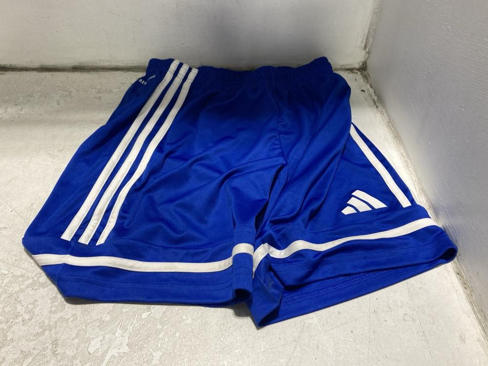 Lot 766  
            Chesterfield SR46 - Parcel Delivery Only 

                
QTY OF ASSORTED KIDS BRANDED BRANDED CLOTHING TO INCLUDE ADIDAS 3-PACK SOCKS IN M... - Image 2