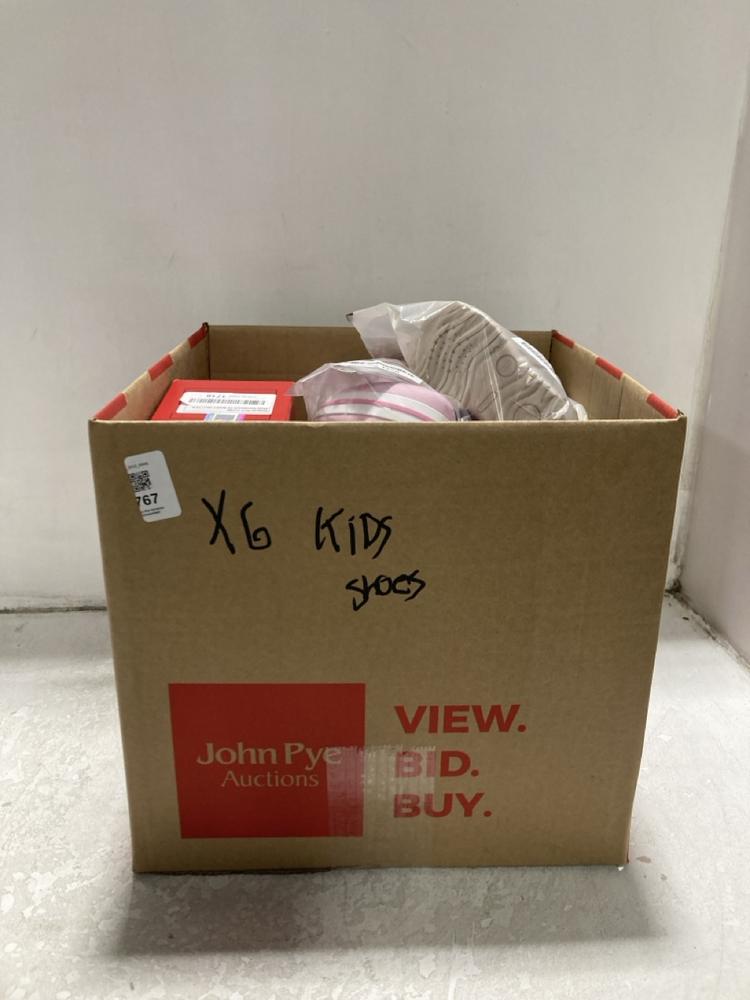 Lot 767  
            Chesterfield SR46 - Parcel Delivery Only 

                
6 ASSORTED KIDS SHOES TO INCLUDE KICKERS THE ULTIMATE SPARKLE SHOES IN RED - UK S...