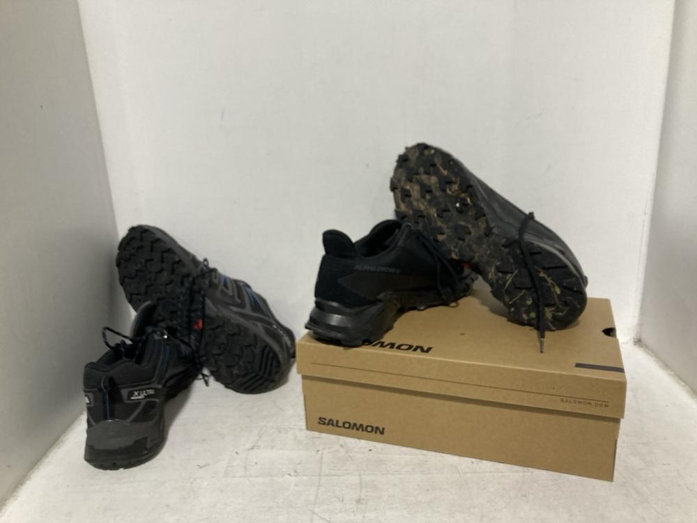 Lot 789  
            Chesterfield SR46 - Parcel Delivery Only 

                
SALOMON X ULTRA PIONEER SHOES IN BLACK - UK SIZE 11.5 TO INCLUDE SALOMON ALPHA CR... - Image 2