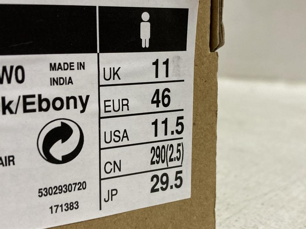 Lot 789  
            Chesterfield SR46 - Parcel Delivery Only 

                
SALOMON X ULTRA PIONEER SHOES IN BLACK - UK SIZE 11.5 TO INCLUDE SALOMON ALPHA CR... - Image 3