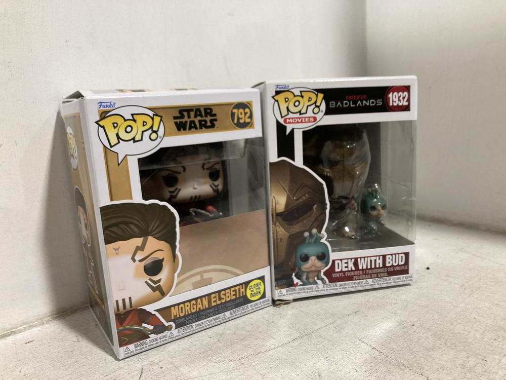 Lot 801  
            Chesterfield SR46 - Parcel Delivery Only 

                
5 X ASSORTED FUNKO POP VINYL FIGURES TO INCLUDE FUNKO POP HEROES 588 SUPERMAN VIN... - Image 3