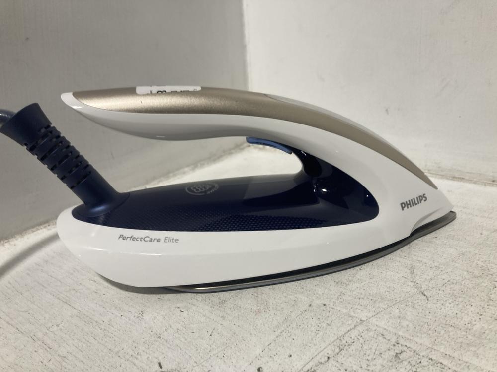 Lot 883  
            Chesterfield SR46 - Parcel Delivery Only 

                
PHILIPS 1.8L STEAM POWER IRON (LOCATION: G4) - Image 2