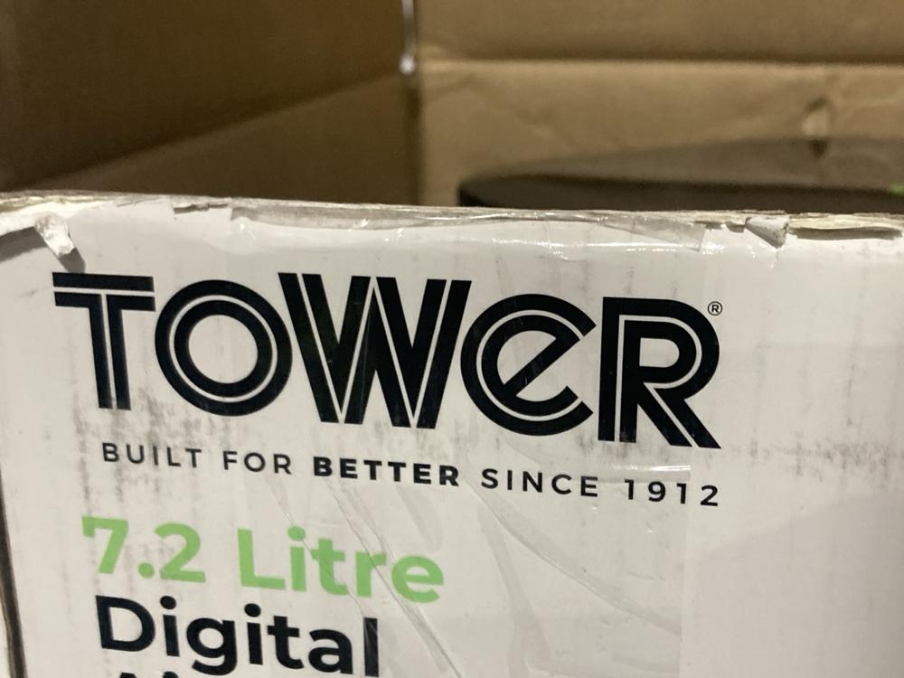 Lot 884  
            Chesterfield SR46 - Parcel Delivery Only 

                
NINJA FOODI 7.6L DUAL ZONE AIR FRYER TO INCLUDE TEFAL PULSE FOOD PROCESSOR (LOCAT... - Image 4