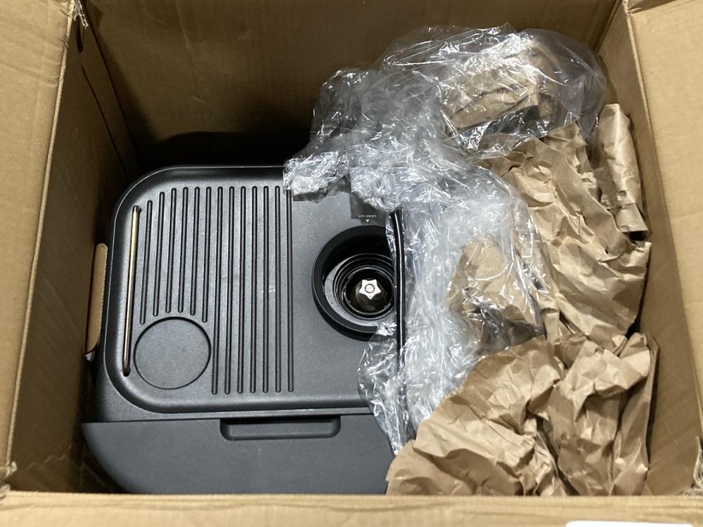 Lot 888  
            Chesterfield SR46 - Parcel Delivery Only 

                
PHILIPS BARISTA BREW ESPRESSO MACHINE (LOCATION: G4) - Image 2