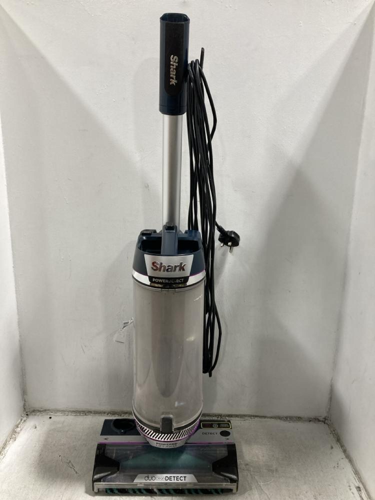 Lot 893  
            Chesterfield SR46 - Parcel Delivery Only 

                
SHARK POWER DETECT LIFT AWAY CORDED VACUUM CLEANER - AZ3900UKT ORIGINAL RRP £279 - Image 3