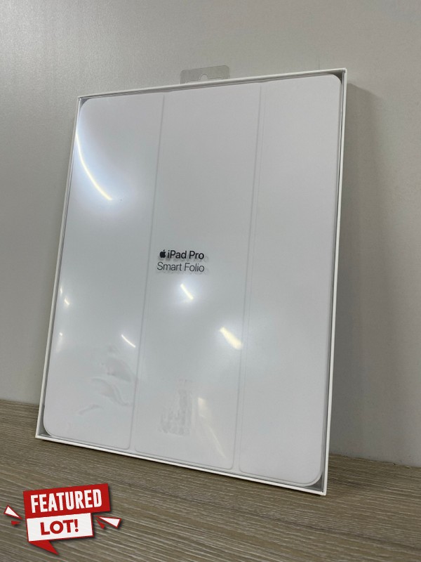 Lot 19  
            Nottingham SR1 - Delivery Only 

                
APPLE IPAD PRO SMART FOLIO (12.9INCH) MODEL: MRXE2ZM/A - ORIGINAL RRP.£79 (SEALED)