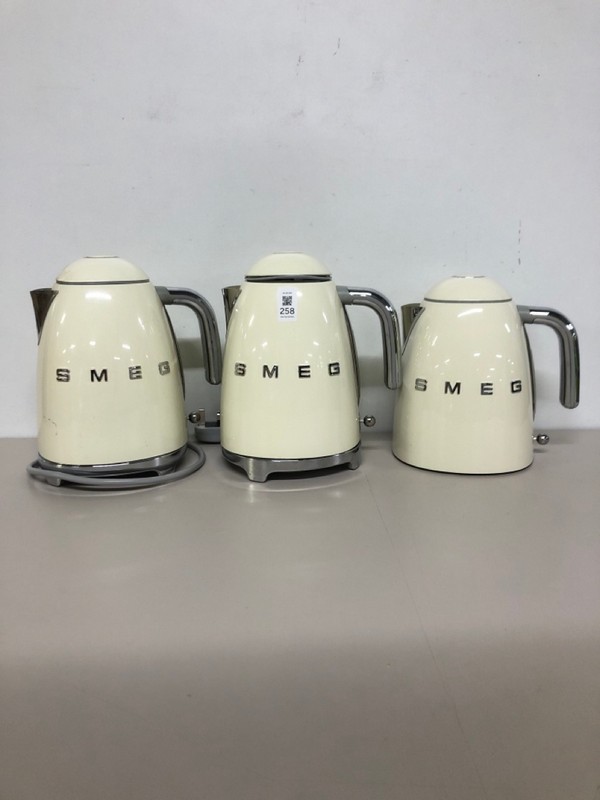 Lot 258  
            Nottingham SR1 - Delivery Only 

                
3 X UNBOXED SMEG KETTLES - CREAM - MODEL - KLF03CRUK - ORIGINAL RRP - £189.99 (EACH)