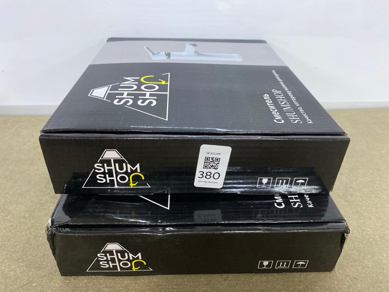 Lot 380  
            Nottingham SR1 - Delivery Only 

                
2 X BASIN KITCHEN TAP - WHITE