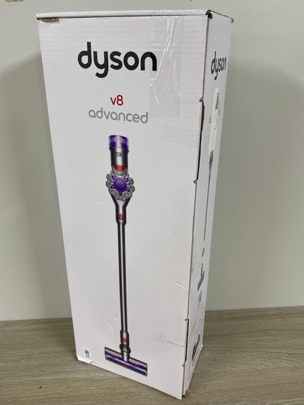 Lot 44  
            Nottingham SR1 - Delivery Only 

                
DYSON V8 ADVANCED CORDLESS VACUUM CLEANER - ORIGINAL RRP.£329