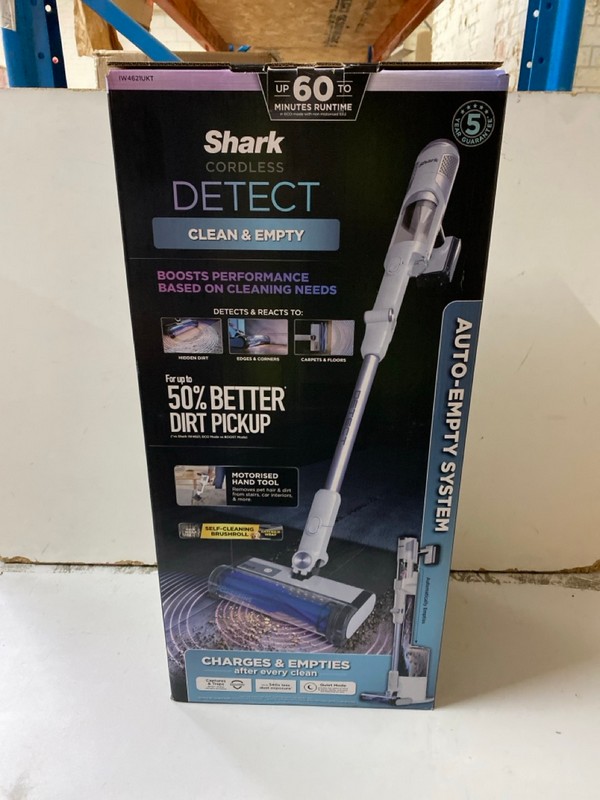 Lot 161  
            Nottingham SR2 - Delivery Only 

                
SHARK CORDLESS DETECT CLEAN & EMPTY