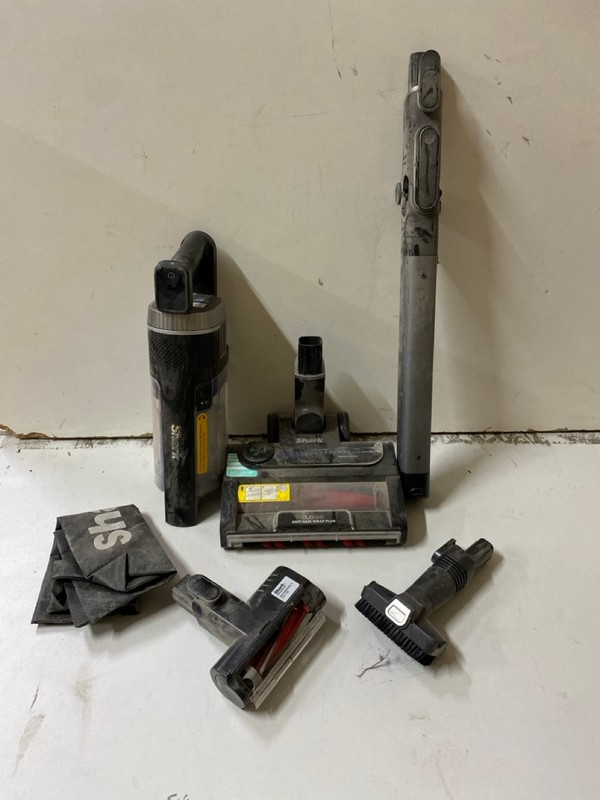 Lot 166  
            Nottingham SR2 - Delivery Only 

                
SHARK STRATOS CORDLESS STICK VACUUM PET PRO MODEL