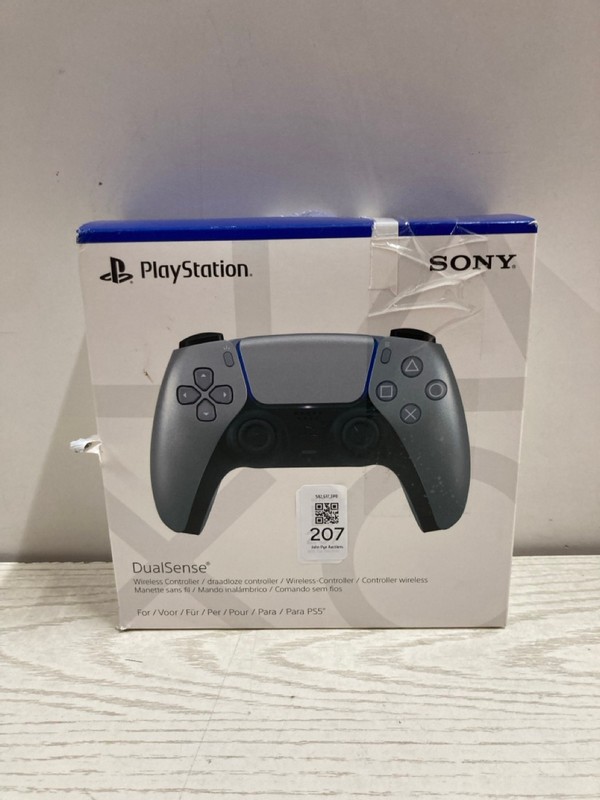 Lot 207  
            Nottingham SR2 - Delivery Only 

                
SONY PLAYSTATION 5 DUAL SENSE WIRELESS CONTROLLER