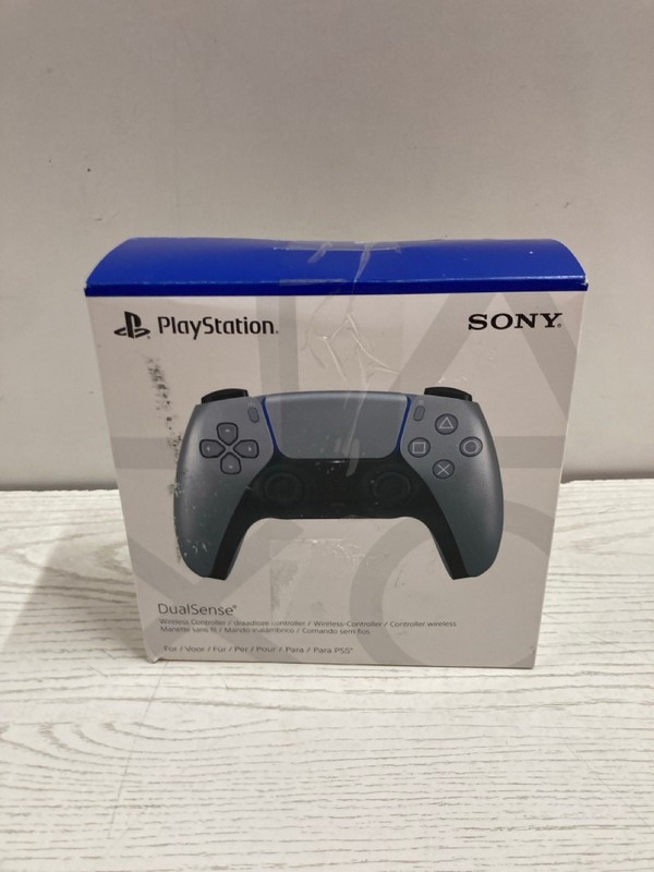 Lot 209  
            Nottingham SR2 - Delivery Only 

                
SONY PLAYSTATION 5 DUAL SENSE WIRELESS CONTROLLER