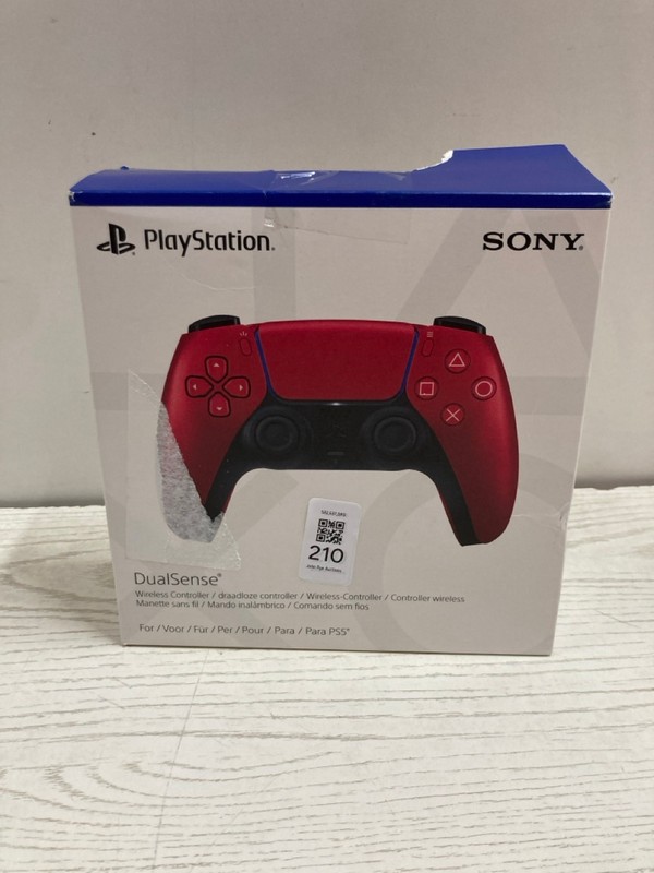 Lot 210  
            Nottingham SR2 - Delivery Only 

                
SONY PLAYSTATION 5 DUAL SENSE WIRELESS CONTROLLER
