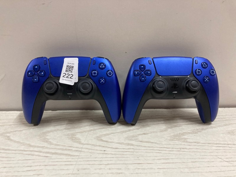 Lot 222  
            Nottingham SR2 - Delivery Only 

                
2 X SONY PLAYSTATION 5 DUAL SENSE WIRELESS CONTROLLERS