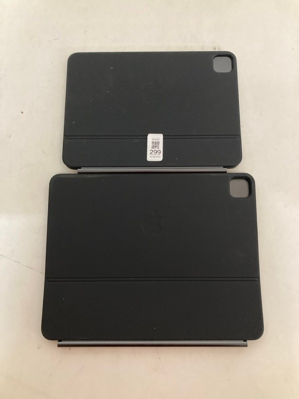 Lot 299  
            Nottingham SR2 - Delivery Only 

                
2 X APPLE IPAD MAGIC KEYBOARD