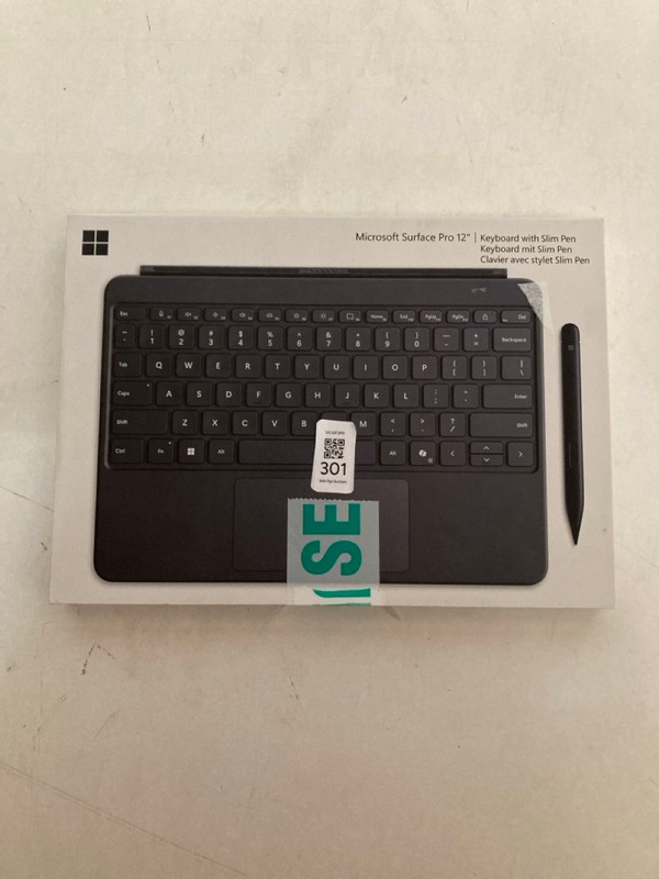 Lot 301  
            Nottingham SR2 - Delivery Only 

                
MICROSOFT SURFACE PRO 12" KEYBOARD WITH SLIM PEN