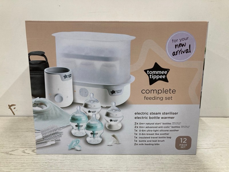 Lot 31  
            Nottingham SR2 - Delivery Only 

                
TOMMEE TIPPEE COMPLETE FEEDING SET ORIGINAL RRP £99.99