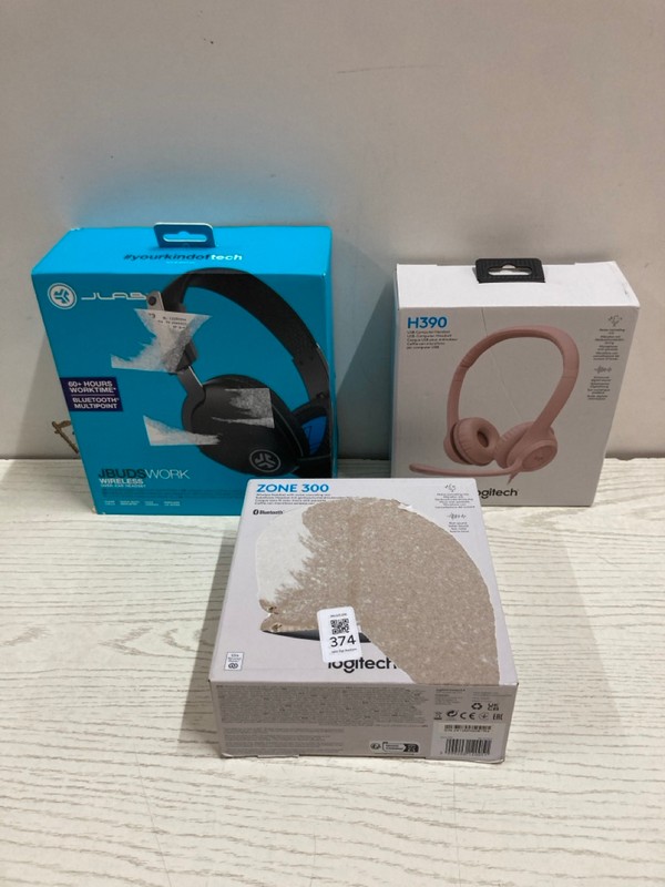 Lot 374  
            Nottingham SR2 - Delivery Only 

                
3 X ITEMS INC LOGITECH ZONE 300 WIRELESS HEADSET