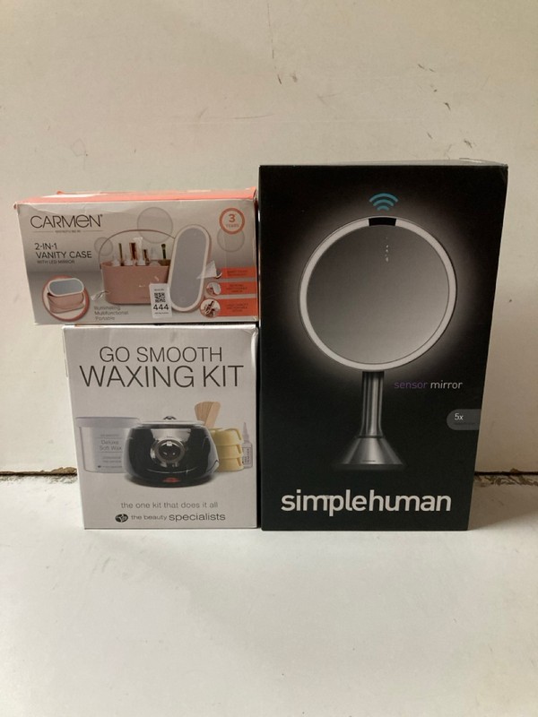 Lot 444  
            Nottingham SR2 - Delivery Only 

                
3 X ITEMS INC GO SMOOTH WAXING KIT