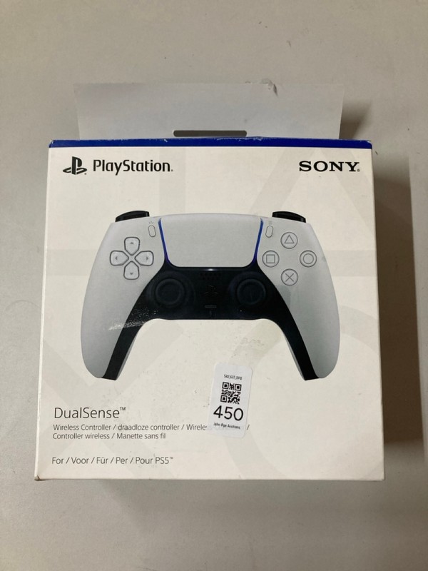 Lot 450  
            Nottingham SR2 - Delivery Only 

                
SONY PLAYSTATION 5 DUAL SENSE WIRELESS CONTROLLER