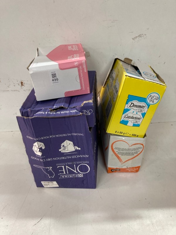 Lot 499  
            Nottingham SR2 - Delivery Only 

                
4 X CAT FOOD ITEMS INC CIAO BROTH (BBE: 01/09/27)