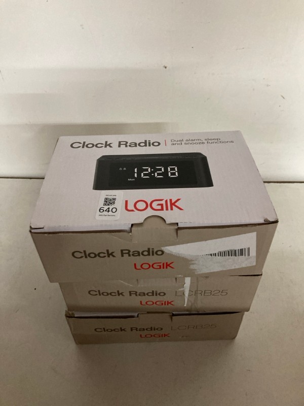 Lot 640  
            Nottingham SR2 - Delivery Only 

                
3 X LOGIK CLOCK RADIO MODEL NO: LCRB25