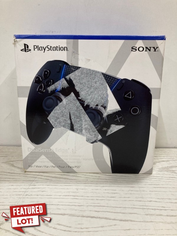 Lot 8  
            Nottingham SR2 - Delivery Only 

                
SONY DUALSENSE EDGE WIRELESS CONTROLLER FOR PS5 ORIGINAL RRP £199.99
