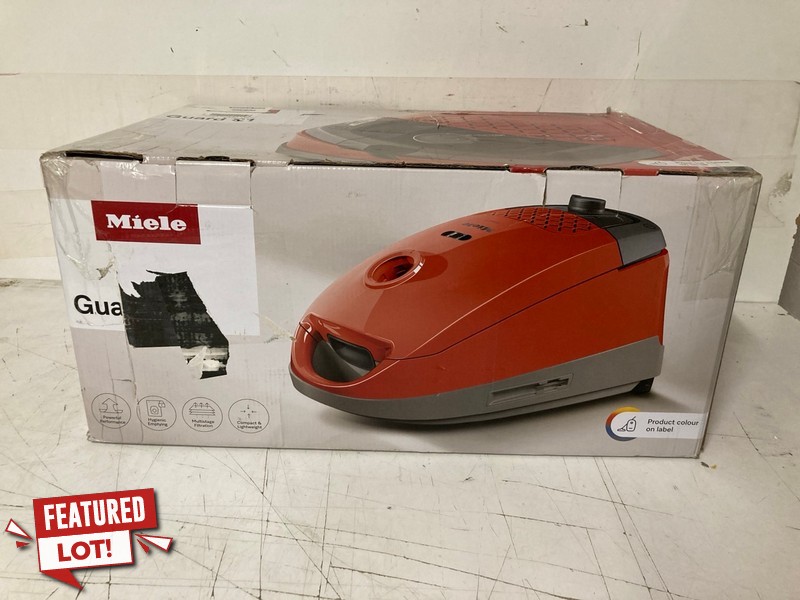 Lot 15  
            Nottingham SR3 - Delivery Only 

                
MIELE GUARD S1 VACUUM CLEANER