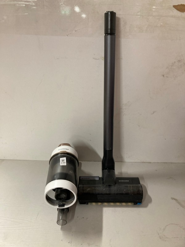 Lot 239  
            Nottingham SR3 - Delivery Only 

                
SAMSUNG CORDLESS VACUUM CLEANER