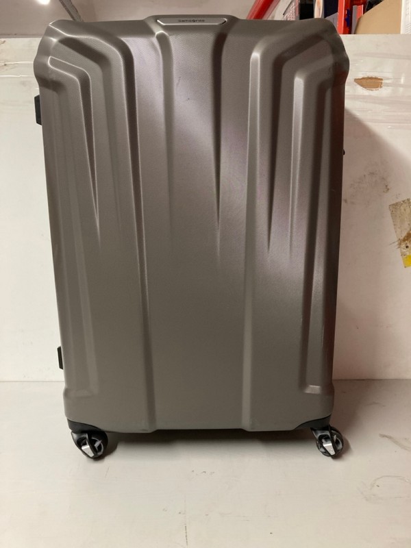 Lot 249  
            Nottingham SR3 - Delivery Only 

                
SAMSONITE LARGE SUITCASE