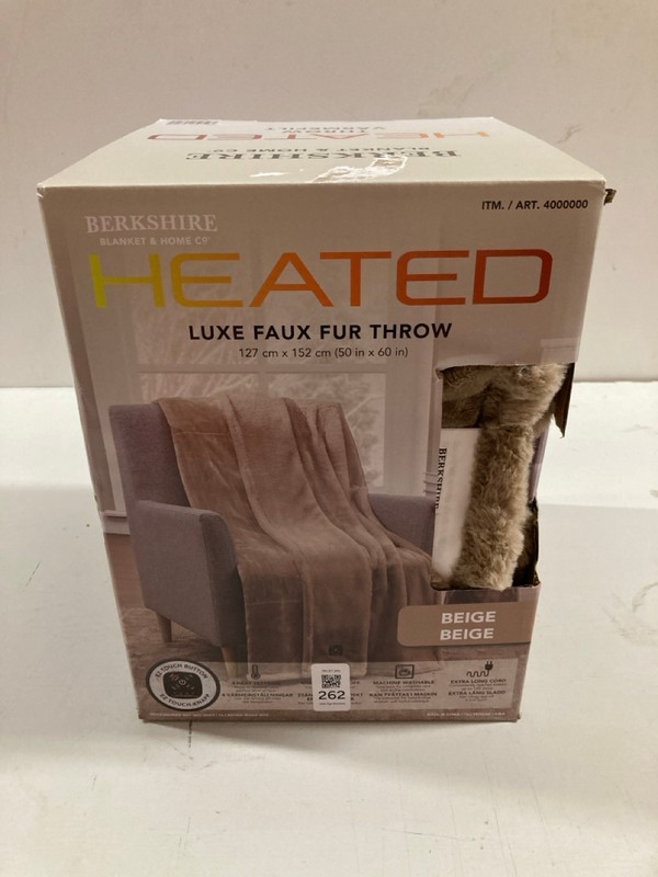 Lot 262  
            Nottingham SR3 - Delivery Only 

                
BERKSHIRE HEATED LUXE FAUX THROW (127CM X 152CM)