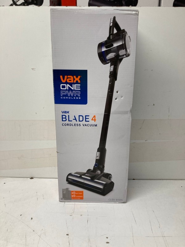 Lot 305  
            Nottingham SR3 - Delivery Only 

                
VAX ONE PWR CORDLESS BLADE 4 VACUUM