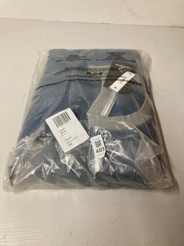 Lot 489  
            Nottingham SR3 - Delivery Only 

                
CONVERSE MENS BOX STAR JUMPER XXL