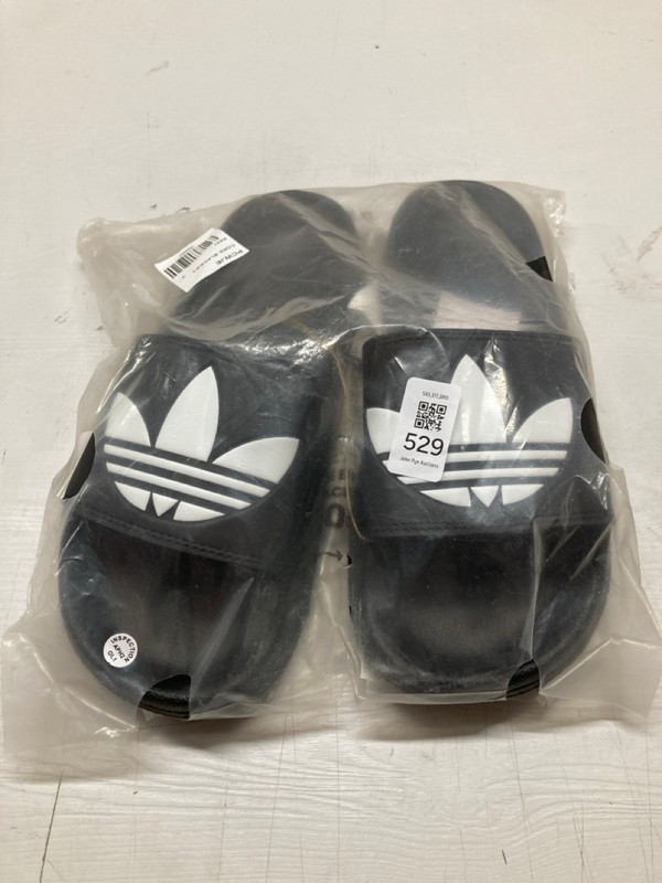 Lot 529  
            Nottingham SR3 - Delivery Only 

                
ADIDAS ESSENTIALS UNISEX SLIDERS UK SIZE 9