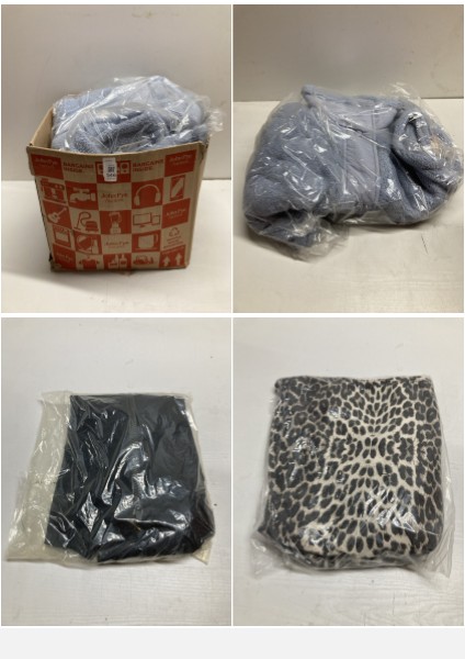 Lot 546  
            Nottingham SR3 - Delivery Only 

                
BOX OF CLOTHING IN VARIOUS STYLES AND SIZES