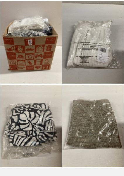 Lot 553  
            Nottingham SR3 - Delivery Only 

                
BOX OF CLOTHING IN VARIOUS STYLES AND SIZES