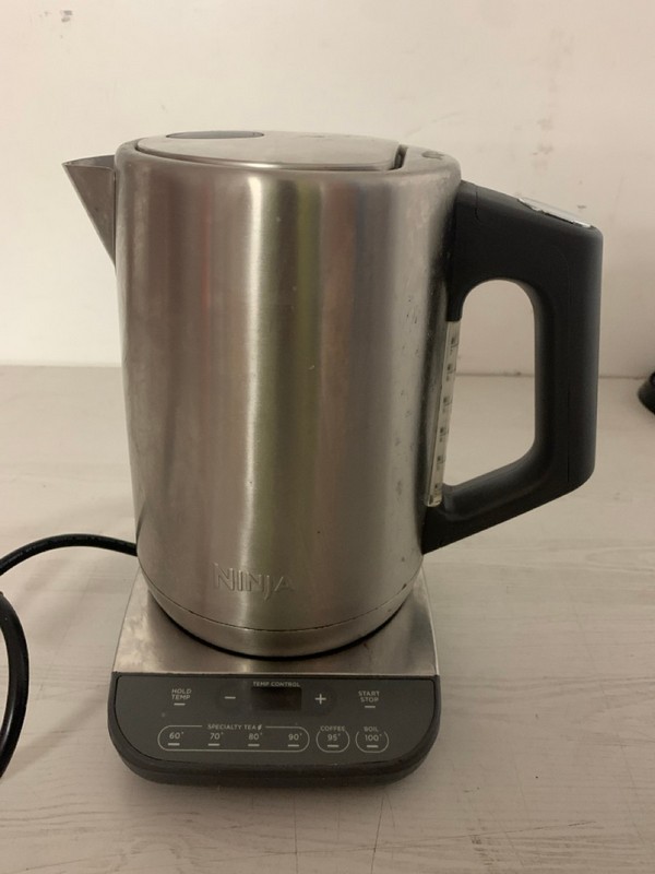 Lot 626  
            Nottingham SR3 - Delivery Only 

                
NINJA KETTLE