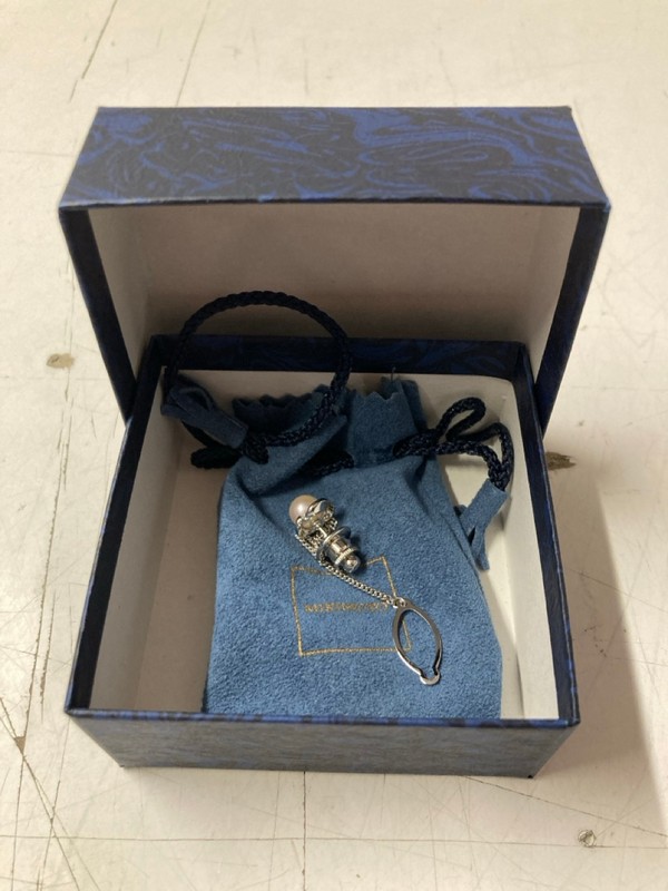 Lot 80  
            Nottingham SR3 - Delivery Only 

                
MIKIMOTO TIE CLIP CHAIN