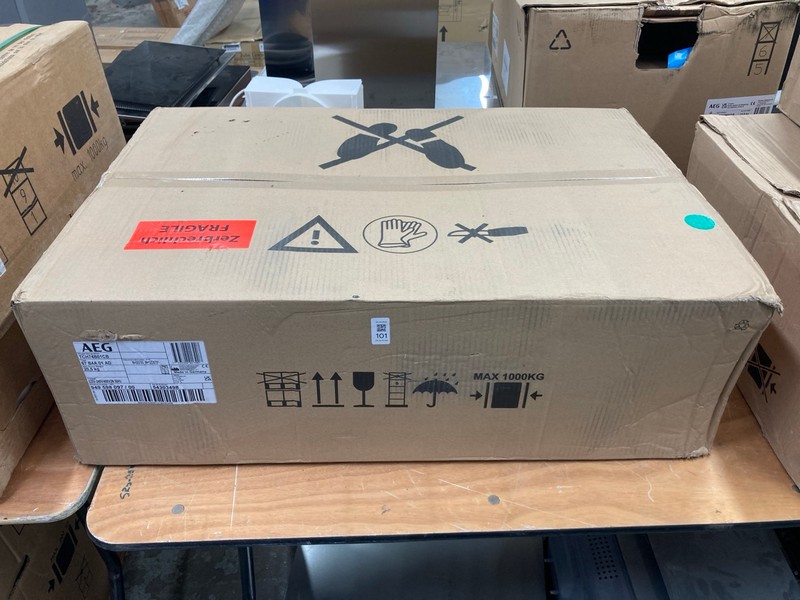 Lot 101  
            Nottingham SR4 - Delivery Or Collection 

                
AEG INDUCTION EXTRACTOR HOB MODEL: TCH74B01CB